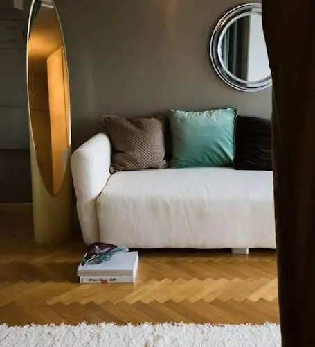 70 Suitegallery Apartment